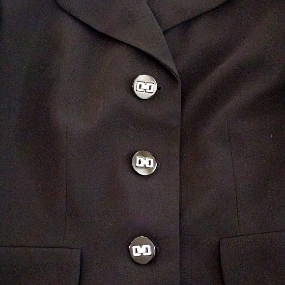 Jones Studio Statement Blazer - Picture 3 of 6